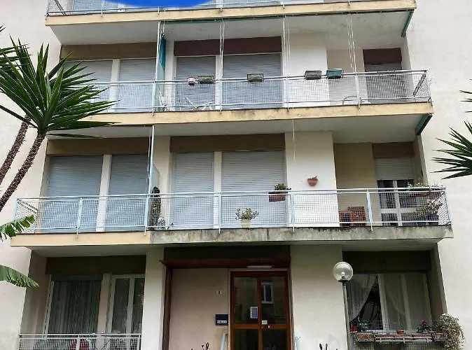 Apartamento Nido Di Valter, 5 Min A Piedi Dalla E Dal Centro