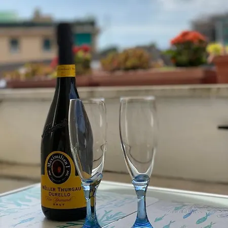 Nido Di Valter, 5 Min A Piedi Dalla E Dal Centro Apartman *